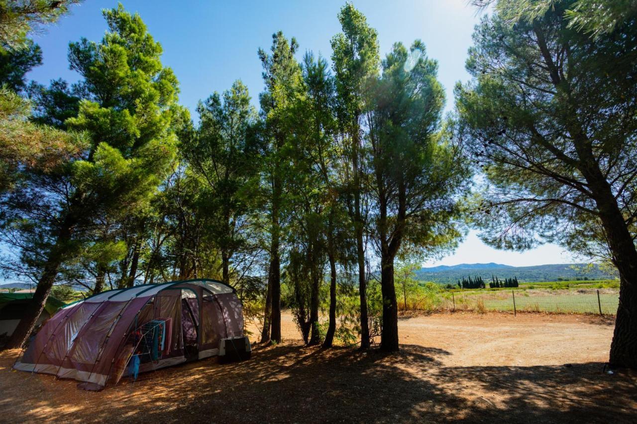 Camping La Peiriere Tuchan Eksteriør bilde